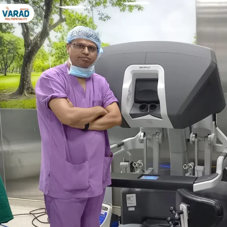 Da Vinci Robotic Surgeon in Pune - Dr. Vinayak Kshirsagar