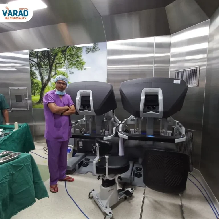 Dr. Vinayak Kshirsagar - Da Vinci Robotic System Expert in Pune