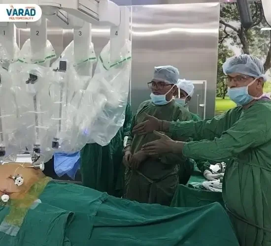Live Robotic Surgery by Dr. Vinayak Kshirsagar