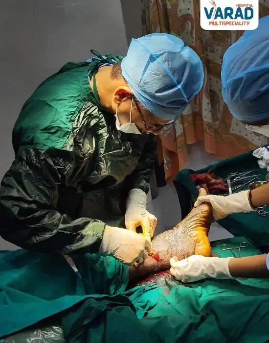 Dr Vinayak - Best General Surgeon Performing Leg Surgery in Pimpri Chinchwad