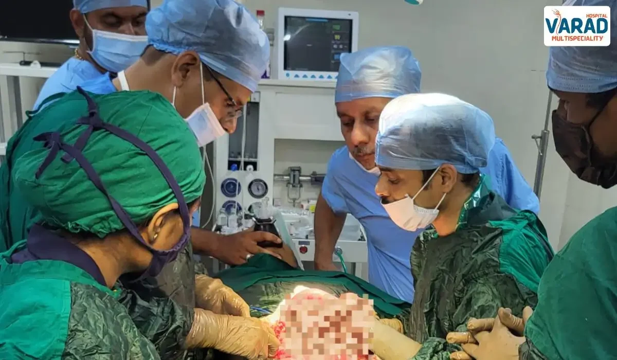Dr. Vinayak Kshirsagar – Best GI Specialist Doctor in Pune performing GI Surgery Dr. Vinayak Kshirsagar - Best GI Specialist Doctor in Pune performing GI Surgery