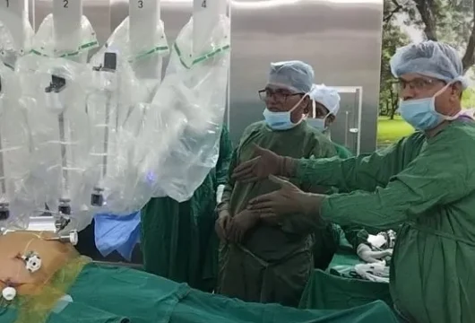 What is a Robotic surgery in Pune - Dr. Vinayak Kshirsagar Explains